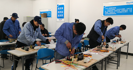 今日晉寧 政府買單促企業(yè)培訓(xùn)，“職業(yè)技能提升行動(dòng)”如火如荼